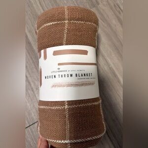 Woven Throw Blanket - Brown